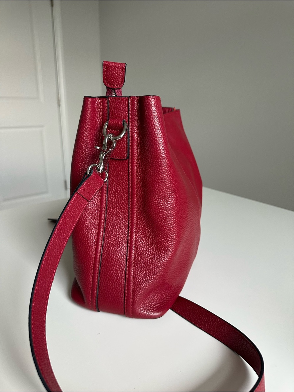 S-Zone Genuine Pebbled Leather Crossbody Bag Red Silver Hardware Zipper Closure - Picture 5 of 16